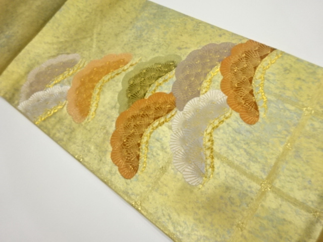 浮かし螺鈿引箔松寿紋織出し袋帯